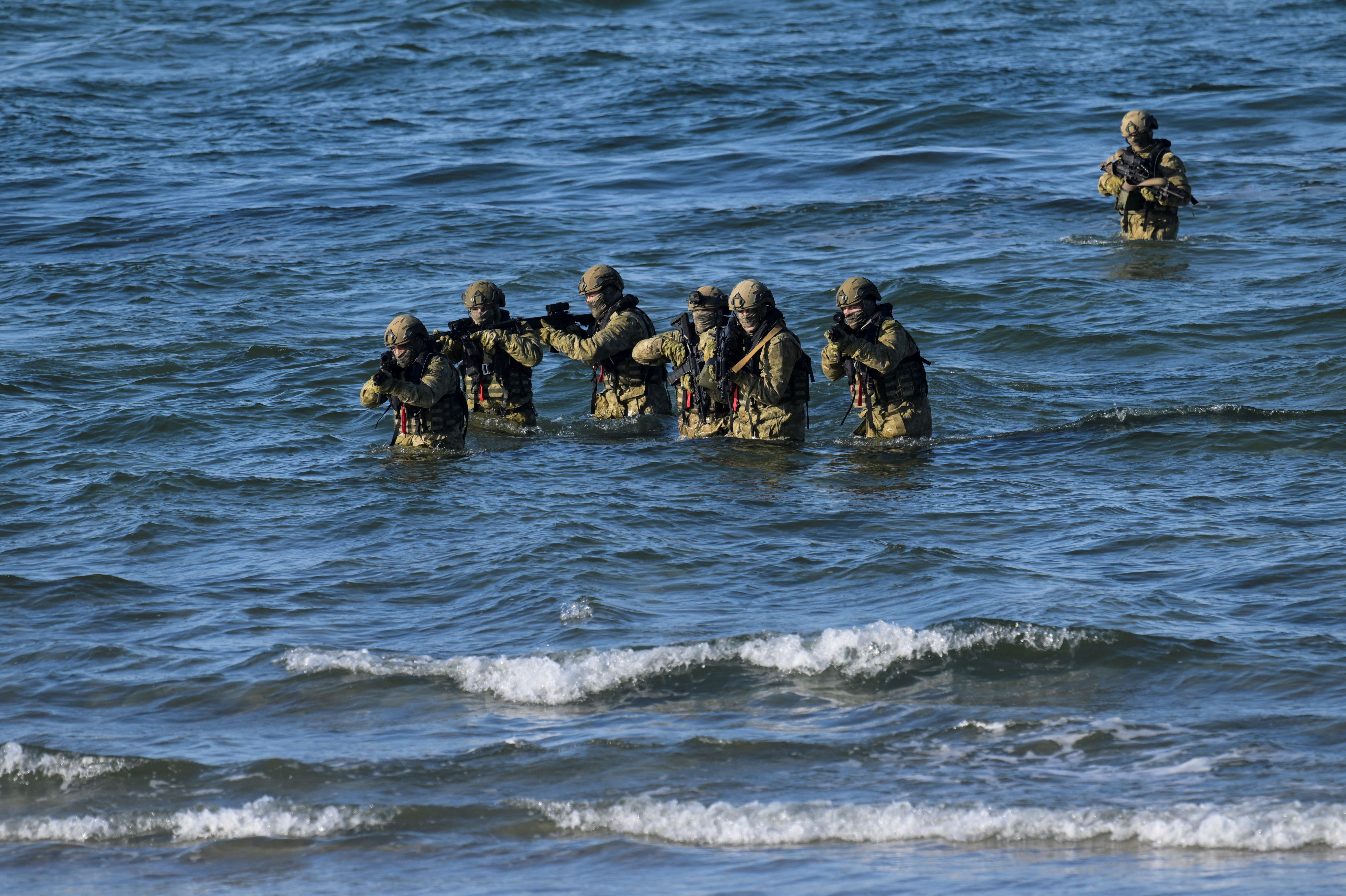 پاسخ محتاطانه به ترامپ؛ متحدان از ائتلاف دریایی گریزانند