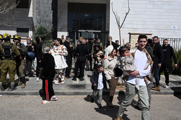 زیر موشک و آژیر خطر؛ چرا مردم اسرائیل پای جنگ با جمهوری اسلامی ایستادهاند؟