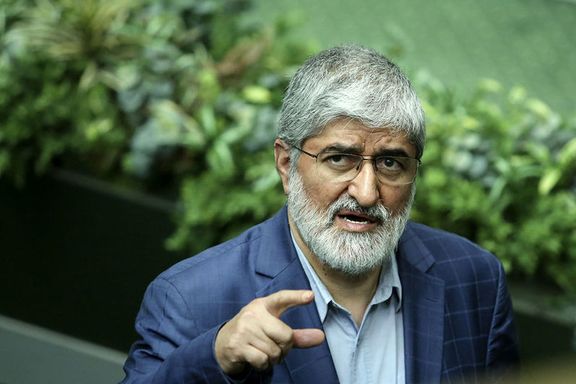 علی مطهری: بهجای سرزنش طالبان در موضوع رفتار با زنان، رفتار آنها را تقلید میکنیم