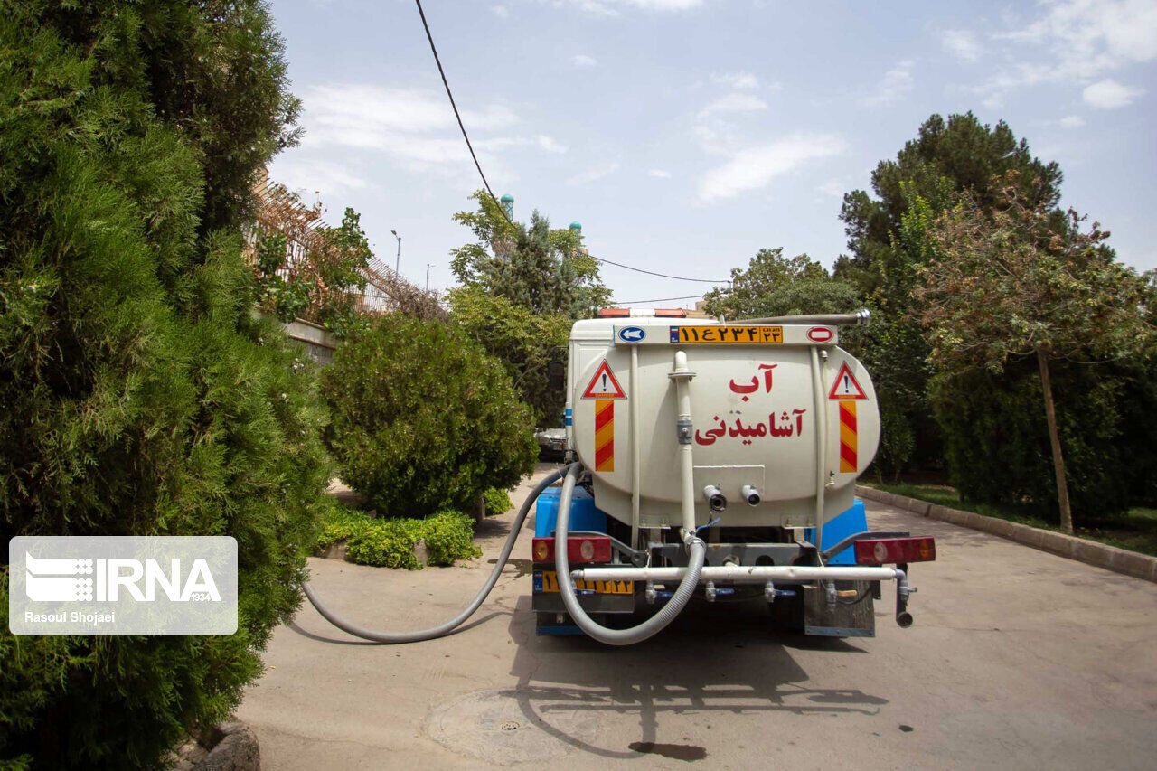 هشدار بحران آب در یزد؛ استاندار یزد خواستار صرفه‌جویی حداکثری در مصرف آب شد