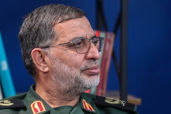 متحدث الحرس الثوري الإيراني: إسرائيل استهدفت قائد قوة الجو-فضاء بمقر "الوعد الصادق 1 و2"