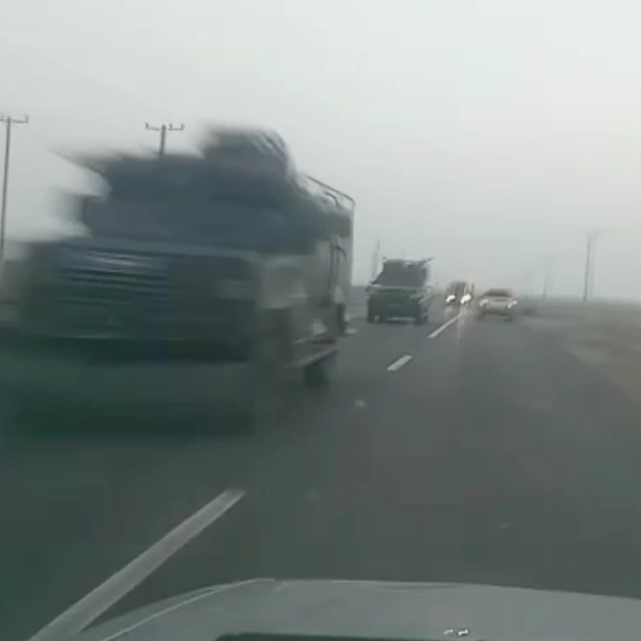 کمپین فعالین بلوچ: دهها خودروی نظامی از میناب به بندر کرگان اعزام شدند