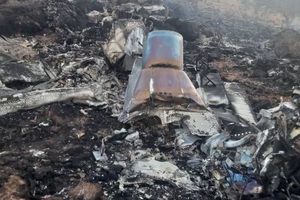 Military training jet crashes in southern Iran, killing both pilots