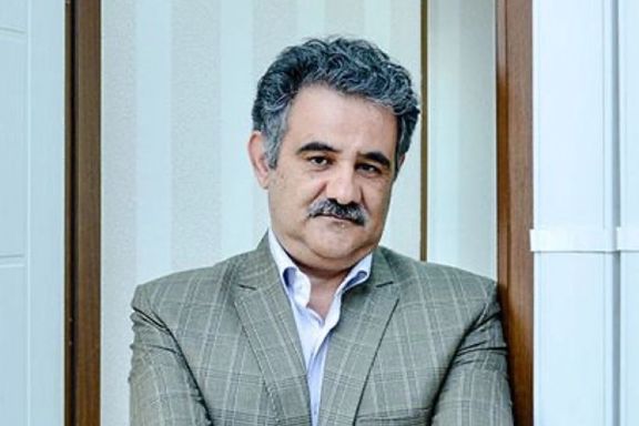 داوود سوری، اقتصاددان و استاد پیشین اقتصاد دانشگاه صنعتی شریف، بازداشت شد