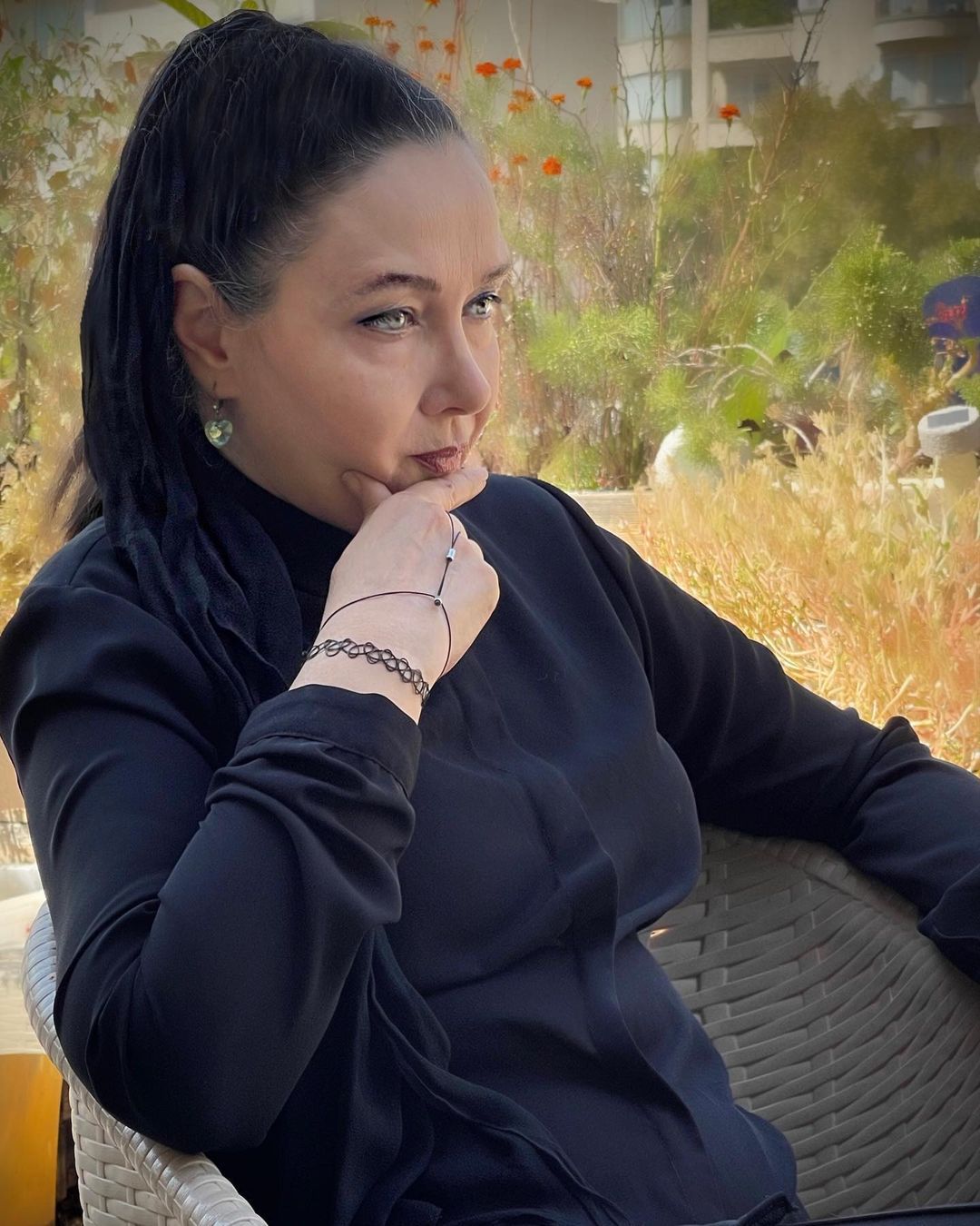 برگزاری دادگاه کتایون ریاحی، بازیگر، تحت فشار و تهدید؛ ریاحی با آمبولانس از دادگاه خارج شد