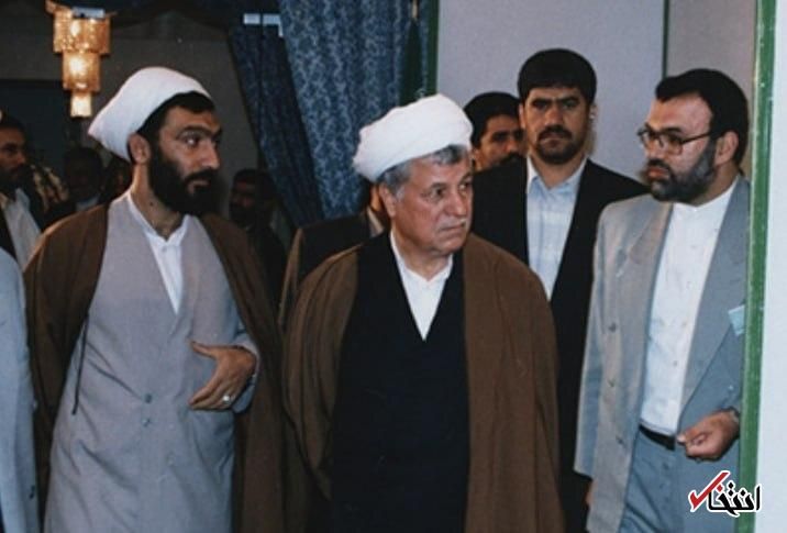 مصطفی پورمحمدی در دوره قتل‌های زنجیره‌ای و ترور رستوران میکونوس، قائم مقام و معاون وزارت اطلاعات در دولت‌های اکبر هاشمی رفسنجانی و محمد خاتمی بود 