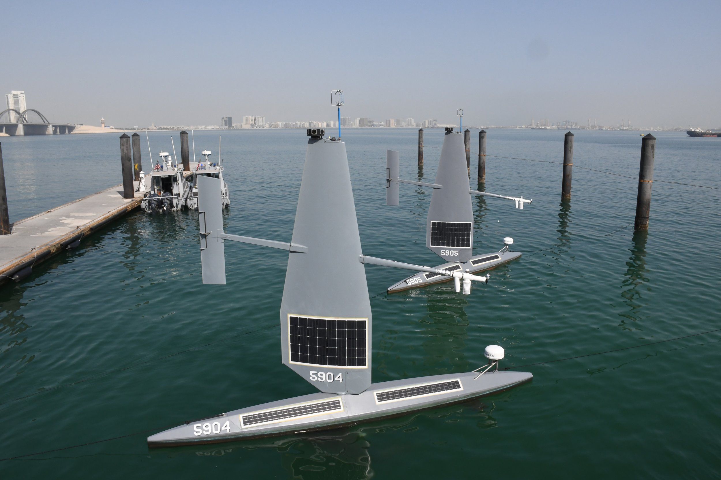 بلومبرگ: آمریکا تا پایان تابستان ۱۰۰ شهپاد را در آب‌های خلیج فارس مستقر می‌کند