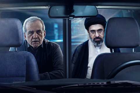 جزییات اختصاصی ایراناینترنشنال از دیدار پزشکیان با مجتبی خامنهای در صندلی عقب یک خودرو