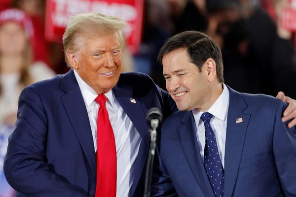 On Iran, Trump team is keeping their cards close to their chest