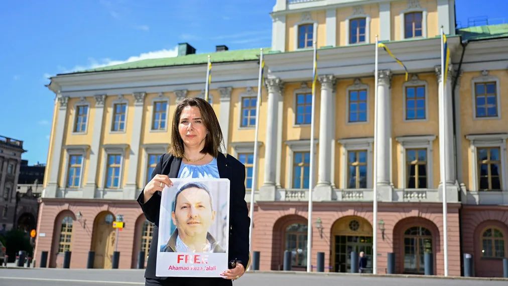 هشتمین روز اعتصاب غذای احمدرضا جلالی؛ وزیر خارجه سوئد پاسخی به احتمال آزادی او نداد