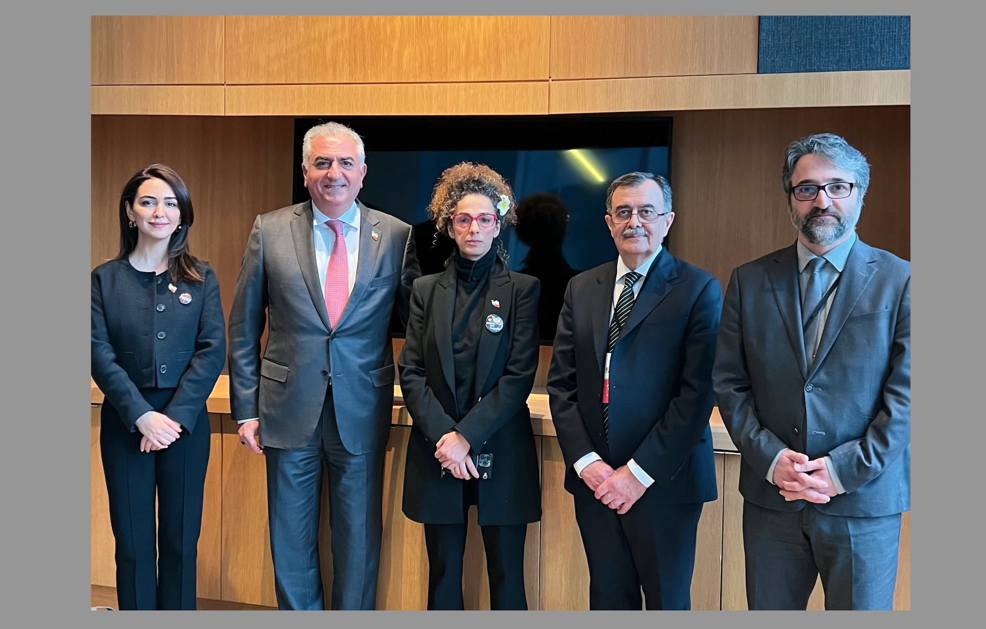 تاکید چهره‌های مخالف جمهوری اسلامی بر تقویت اتحاد و تکثر، برای سرنگونی جمهوری اسلامی