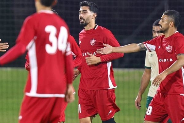 رضا شکاری، بازیکن پرسپولیس، پس از بازگشت به ایران، بازداشت شد