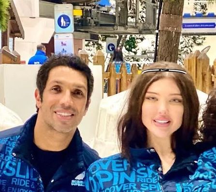 عکسی که سپهر حیدری در کنار همسرش، آرام جوینده، در صفحه اینستاگرام سپهر حیدری خود منتشر کرده است.