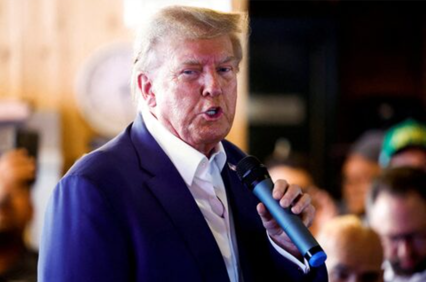 آکسیوس: به دستور ترامپ، دولت باید تمامی قراردادهای خود را با رسانه‌‌ها لغو کند