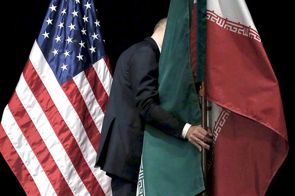 أكسيوس: محادثات غير مباشرة أجرتها الولايات المتحدة مع إيران في عمان