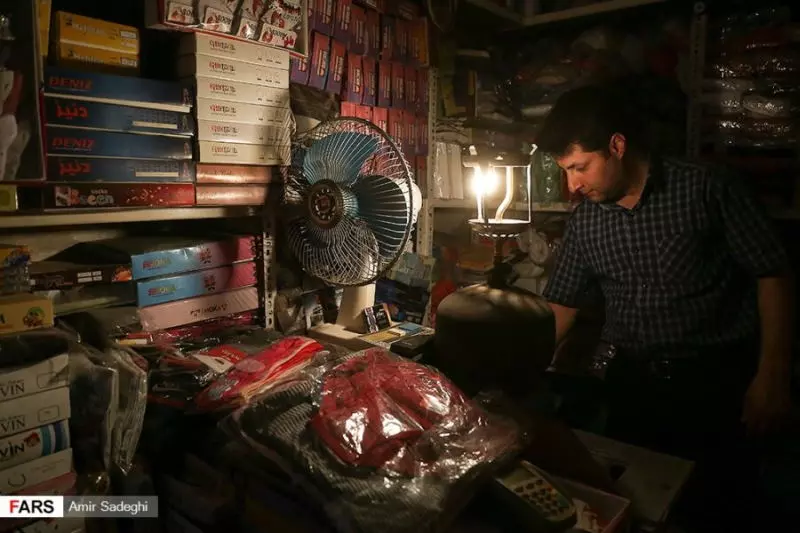 عودة انقطاعات الكهرباء لمدة أربع ساعات يوميًا في طهران ومدن إيرانية أخرى 