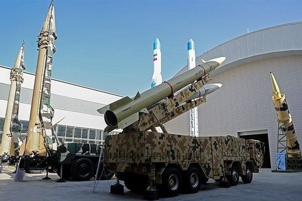"وول ستريت جورنال": إيران تُسلّم شحنة صواريخ باليستية إلى روسيا وعقوبات جديدة على طهران