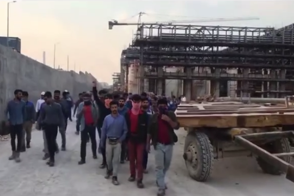 A protest rally by workers in Iran (April 2023)