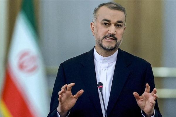 وزير الخارجية الإيراني: الاتفاق النووي سيصبح "أقل فائدة" مع مرور الوقت