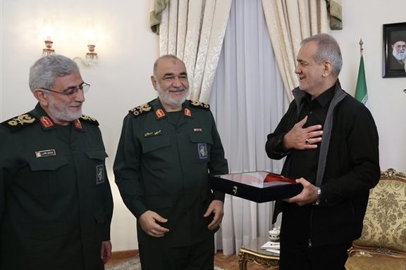 لحن نرم دولت و مجلس مقابل آمریکا، تهدید سپاه پاسداران به انتقام از اسرائیل