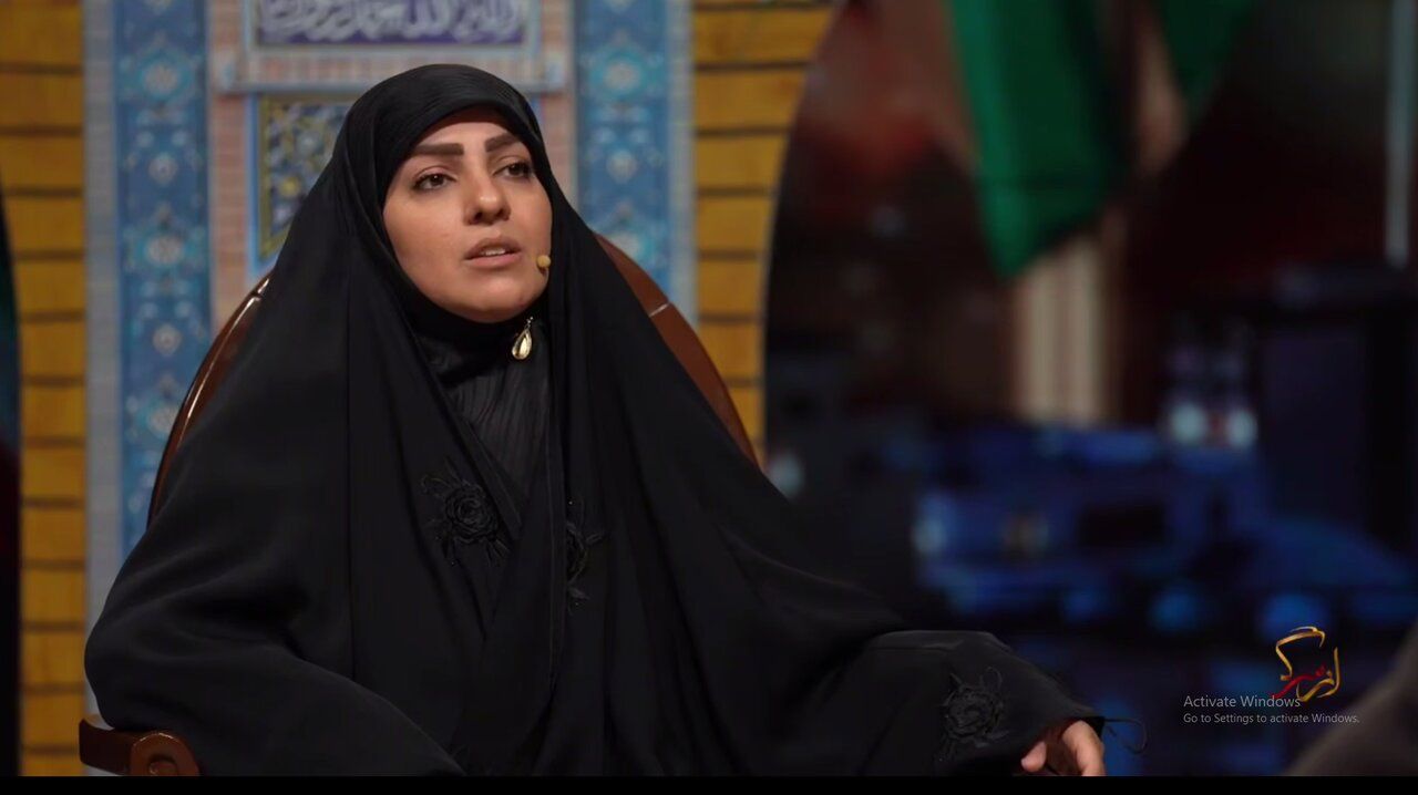 دختر فرمانده کشته‌شده سپاه: باید مقابل حمله دشمن به حجاب رویکرد دفاعی و تهاجمی داشته باشیم
