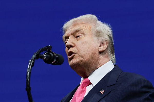 ترامب: إيران تلقت "هزيمة قاسية" وتبحث عن صفقة.. والشرق الأوسط يقترب من "سلام غير مسبوق"