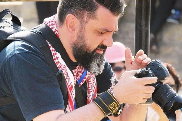 در ادامه موج تازه سرکوب بهاییان؛ آرتین غضنفری، عکاس خبری بازداشت شد