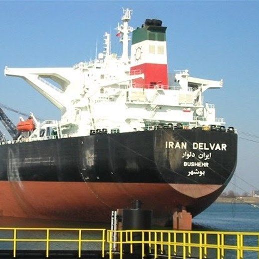 "إس آند بي غلوبال": "أسطول الظل" ينقل 20 في المائة من النفط الإيراني