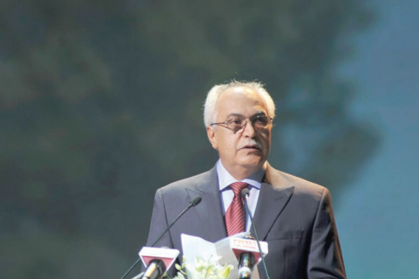 Top US geophysics society awards highest honor to Iranian-American scientist