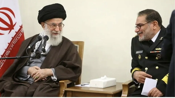 دون إعلان رسمي.. علي شمخاني مسؤول عن الملف النووي الإيراني