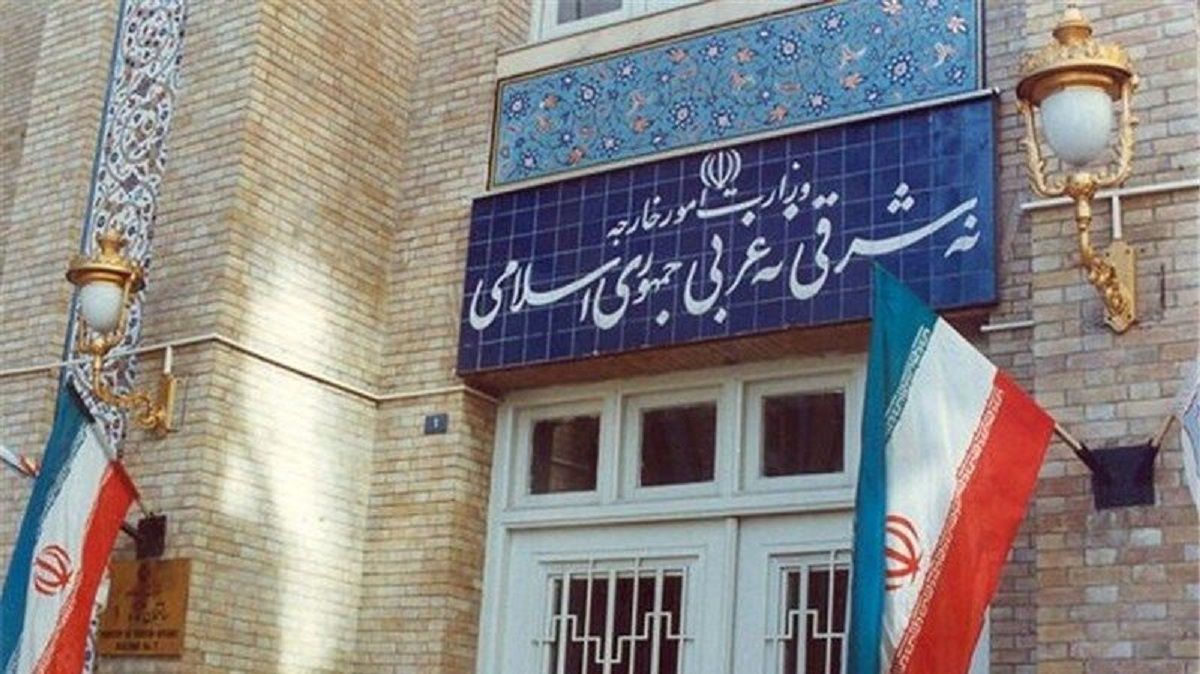 جمهوری اسلامی گزارش‌ها درباره تعطیلی سفارت‌خانه‌ها در تهران را «جنگ روانی» اسرائیل خواند