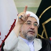 عضو مجلس خبرگان خشکسالی و کاهش بارندگی را نتیجه «بیحجابی در خیابانها» دانست