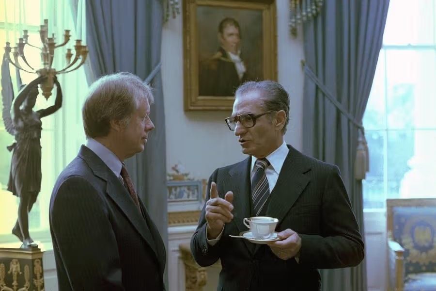 داستان ناگفته آخرین ماموریت ویژه کارتر در ایران برای تصمیم‌گیری درباره سرنوشت شاه