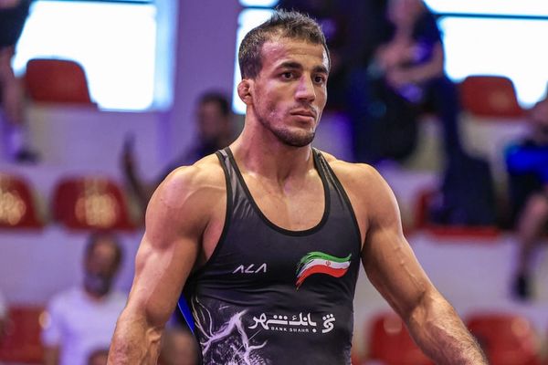 اعتراض محمدعلی گرایی به قطع اینترنت از سوی جمهوری اسلامی برای سرکوب مردم