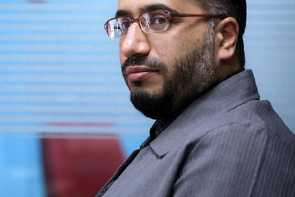 استاد دانشگاه حامی حکومت: مردم در جنگ ۱۲ روزه از نظام، رهبر و قوای مسلح مطمئن بودند