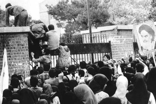 What became of the students who seized the US embassy in Tehran