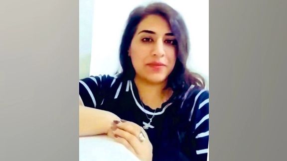 من محبسها بسجن "إيفين".. ناشطة سياسية تتحدى النظام الإيراني.. بالرقص