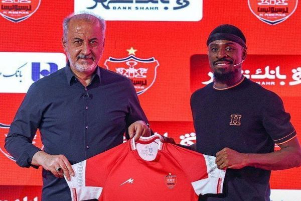 با حکم فدراسیون فوتبال؛ سرژ اوریه از تمرین با پرسپولیس هم محروم شد
