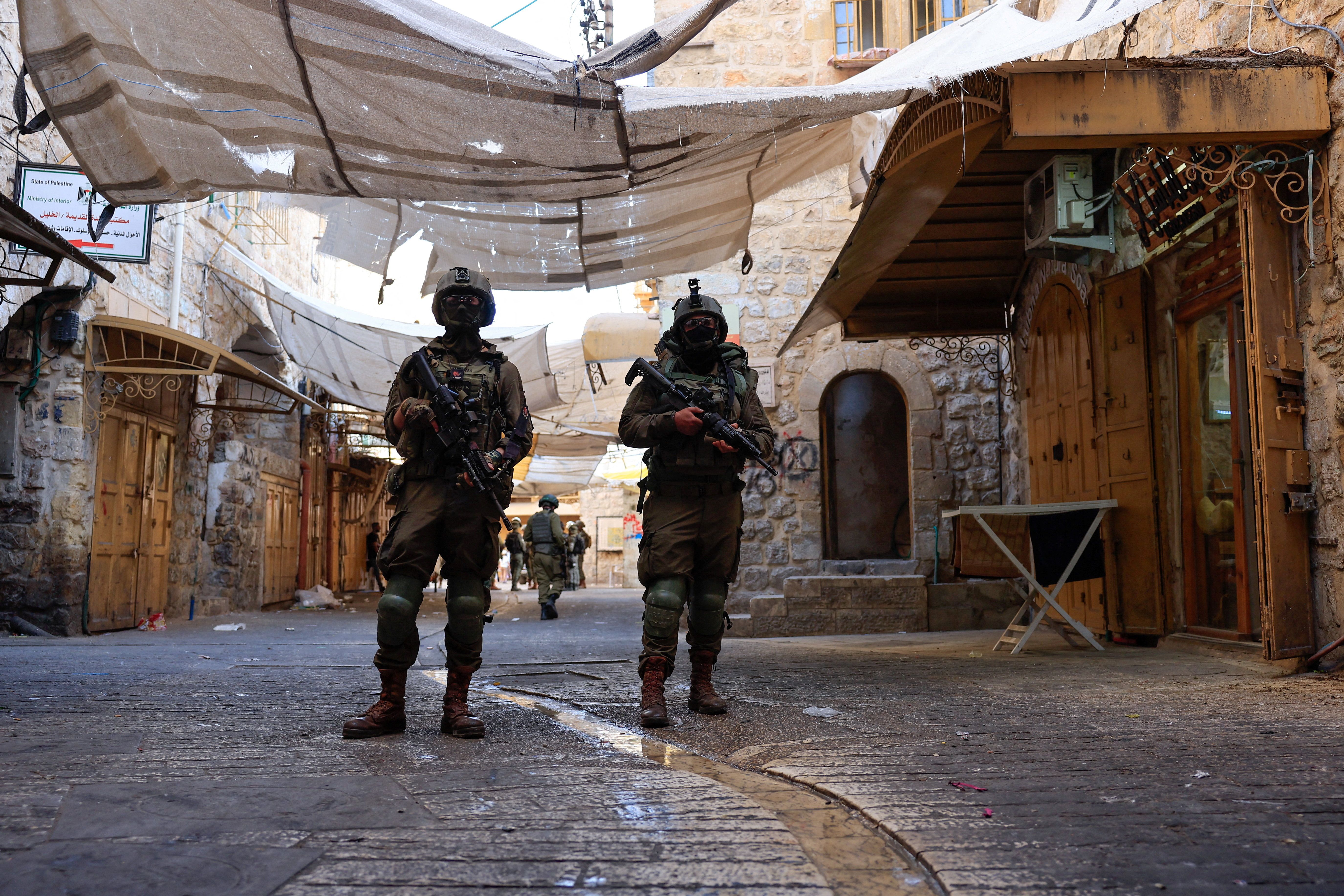 از زمان حمله هفتم اکتبر، ۱۱۵۲ نیروی نظامی و امنیتی اسرائیل کشته شده‌اند