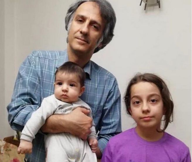 Masih Alinejad’s brother Alireza and his children  (undated)