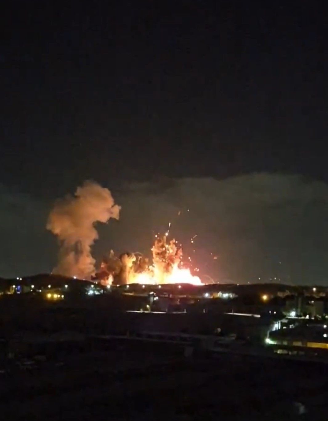 استهداف أصفهان وطهران وشيراز ومدن أخرى بسلسلة هجمات جوية مساء الاثنين