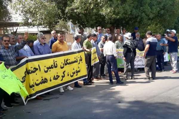 بازنشستگان در شهرهای مختلف ایران در اعتراض به بیپاسخ ماندن مطالبات خود تجمع کردند