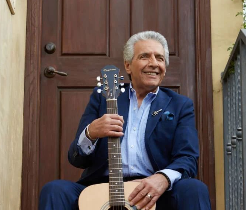 فرامرز اصلانی، خواننده معروف، درگذشت