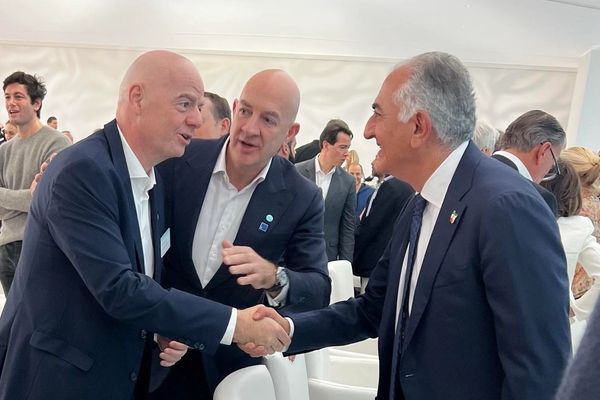 دیدار شاهزاده رضا پهلوی با رییس فیفا در حاشیه نشست جیپی مورگان