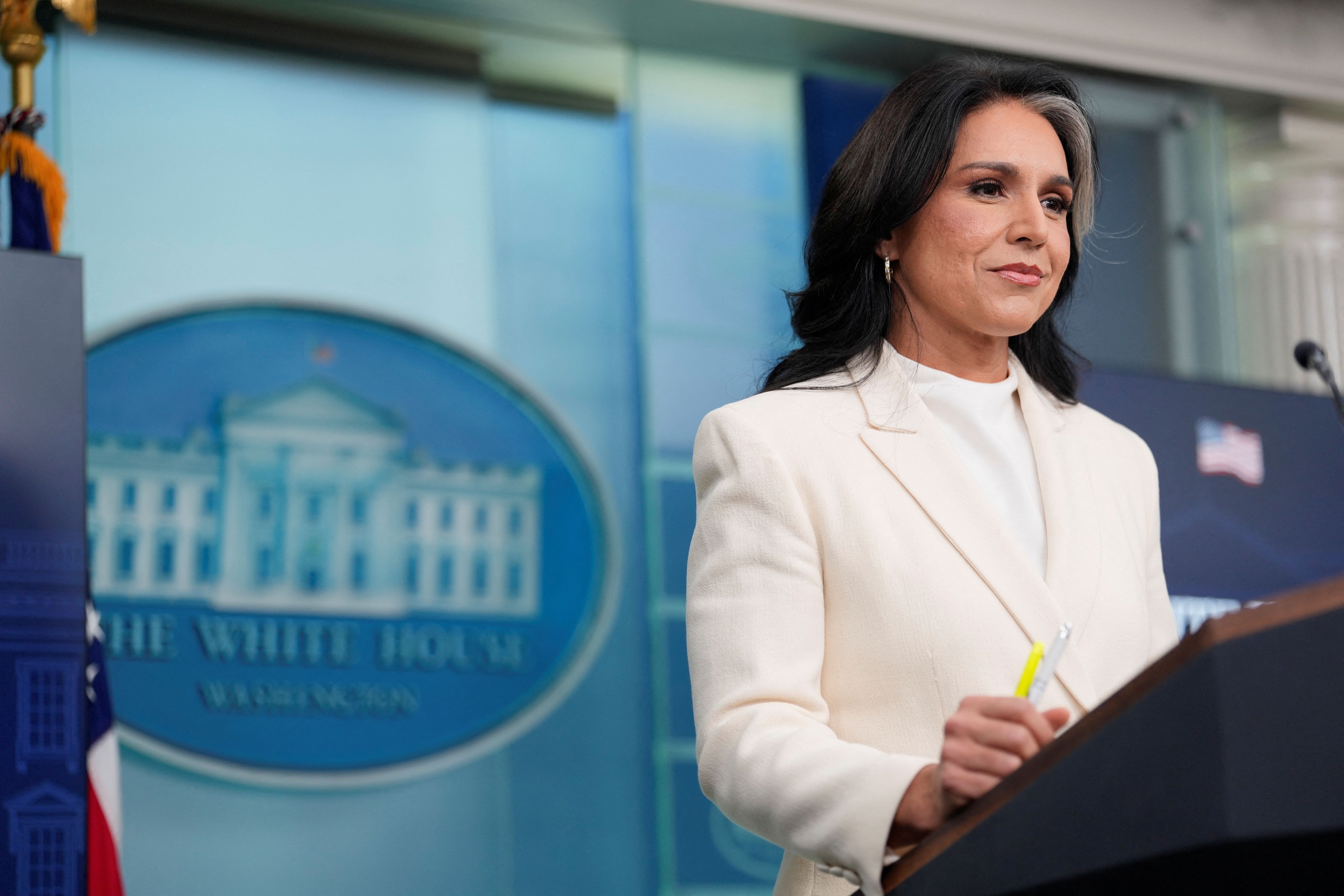 مدیر اطلاعات ملی آمریکا از «توطئه‌ای خائنانه» برای تضعیف نتایج انتخابات ۲۰۱۶ خبر داد