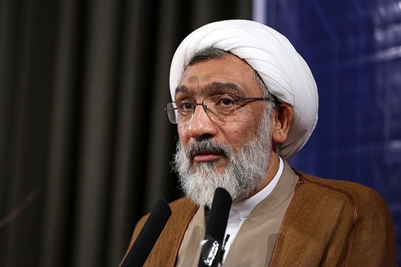 مسؤول إيراني يعترف بتراجع الرضا العام في المجتمع.. ويؤكد ابتعاد الشباب عن النظام