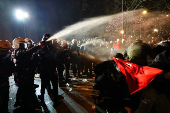 در ششمین شب تظاهرات، دانشجویان به موج اعتراضات به بازداشت اماماوغلو پیوستند