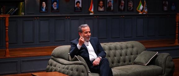 الفصائل المسلحة على حدود دمشق.. وعراقجي يرى "من المبكر" اتخاذ قرار بشأن سوريا