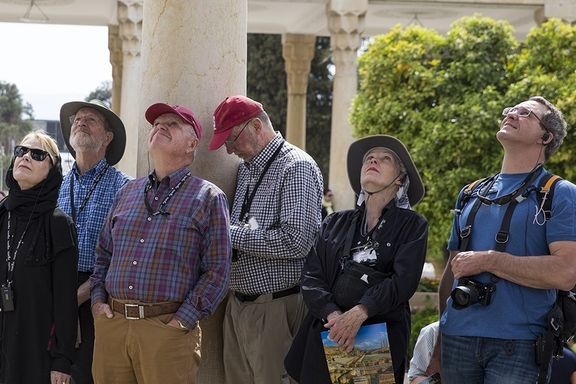 جامعه انجمنهای راهنمایان گردشگری: وضع اینترنت گردشگران خارجی را در ایران بلاتکلیف کرده