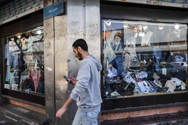 Iranians told to post pro-government content to regain internet access